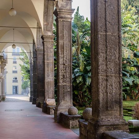 Civico10 Bed & Breakfast Napoli Dış mekan fotoğraf
